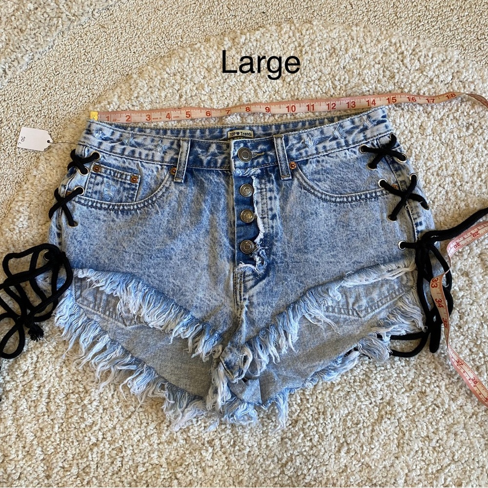 Cut off jean denim shorts with tie detail XS NWT - Picture 10 of 15